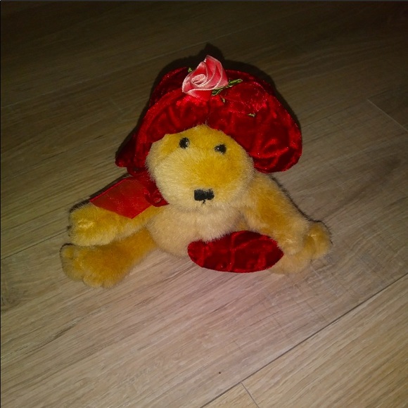 DanDee collectors choice Valentine’s Day heart bear with red hat - Picture 1 of 5